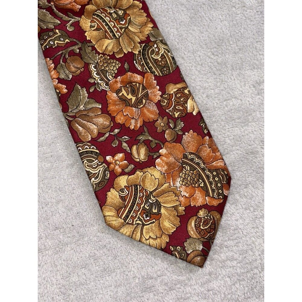 Jack Nicklaus Necktie Made in Italy 100% Silk Tie Mint Condition‎
